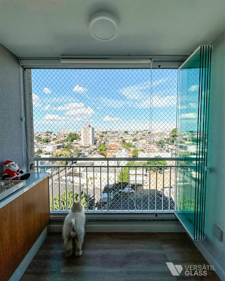 Cortina de vidro com roldana em Fortaleza
